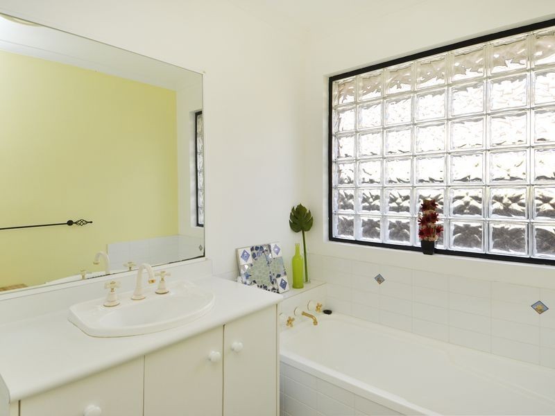 26 Ainslie Avenue, Grovedale VIC 3216