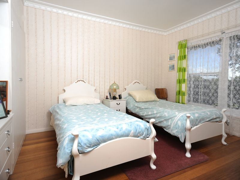 8 Kensington Road, Leopold VIC 3224