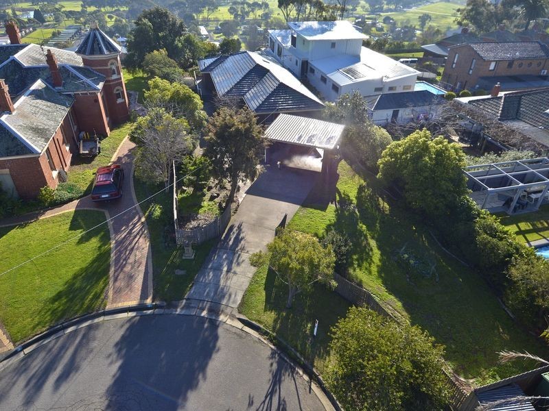 3 Royd Grange Court, Belmont VIC 3216