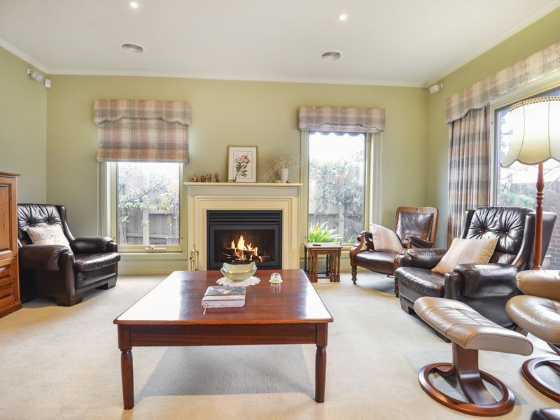 44 Villamanta Street, Geelong West VIC 3218