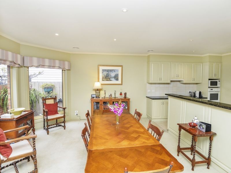 44 Villamanta Street, Geelong West VIC 3218