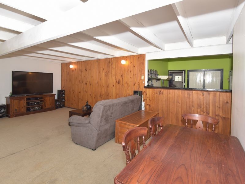 24 Torquay Road, Belmont VIC 3216