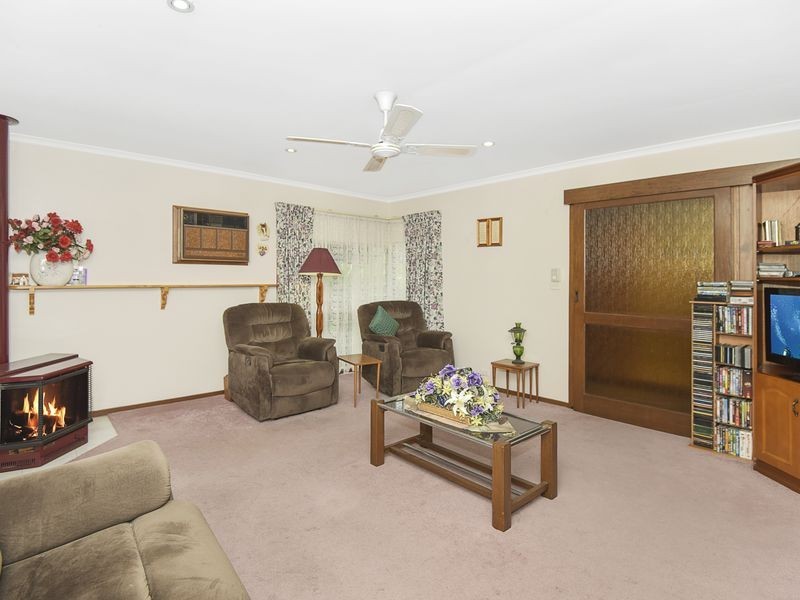 15 Poplar Court, Belmont VIC 3216