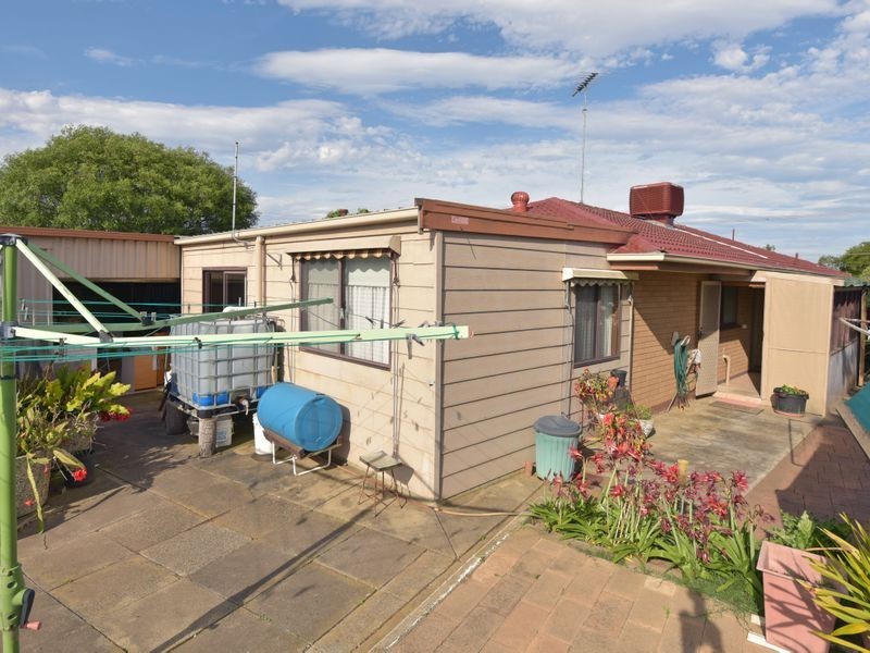 15 Poplar Court, Belmont VIC 3216