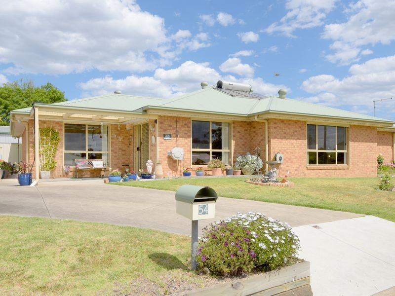 54-56 Batson Street, Winchelsea VIC 3241