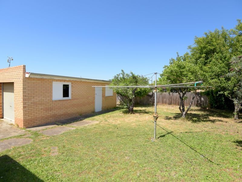 31 Cuthbert Avenue, Highton VIC 3216