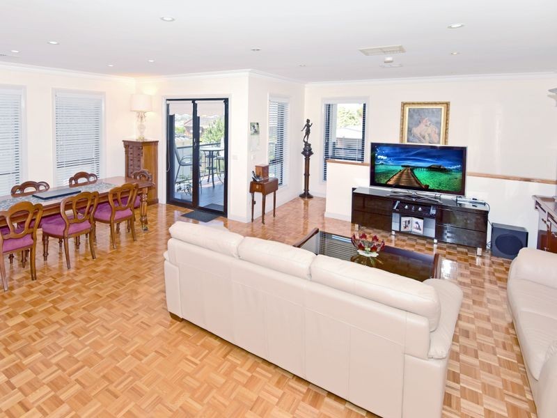 5 Corinella Street, Bell Post Hill VIC 3215