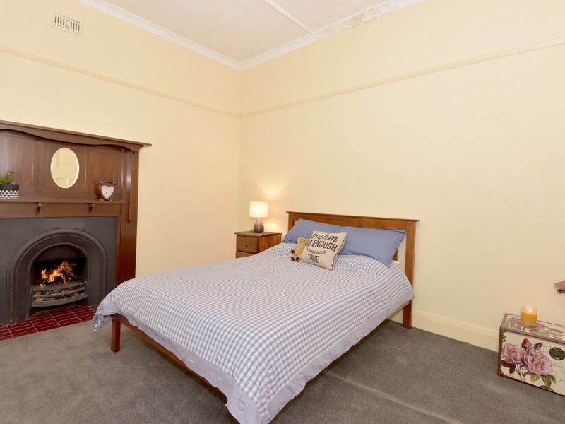 71 West Fyans Street, Newtown VIC 3220