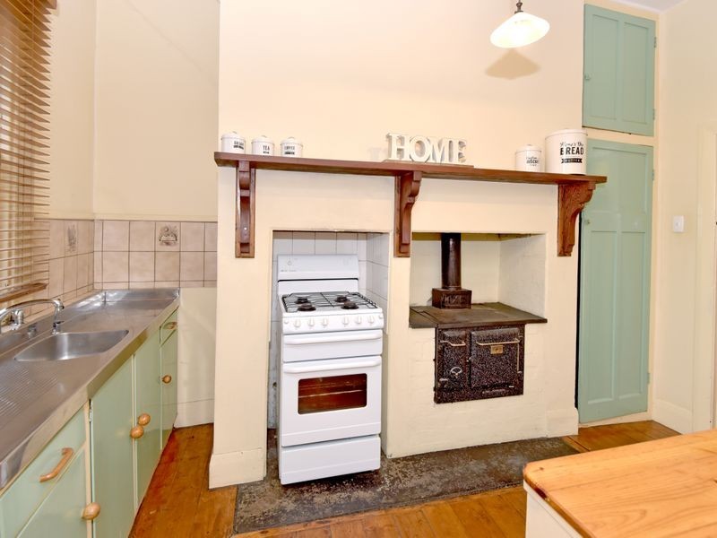 71 West Fyans Street, Newtown VIC 3220