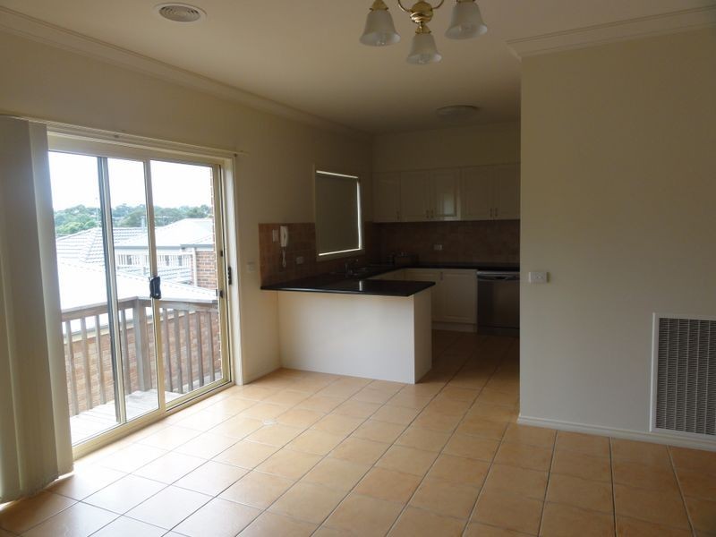4/157 Barrabool Road, Highton VIC 3216