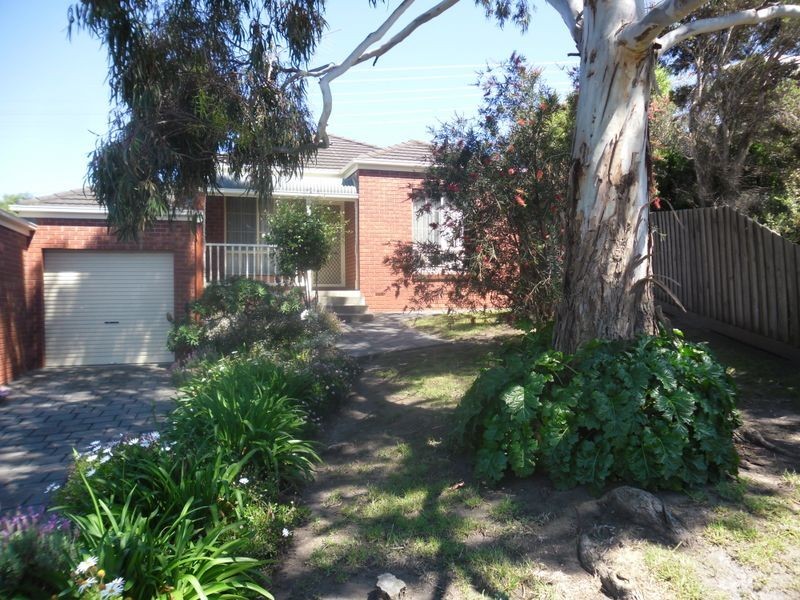 2/6 Tunbury Court, Highton VIC 3216