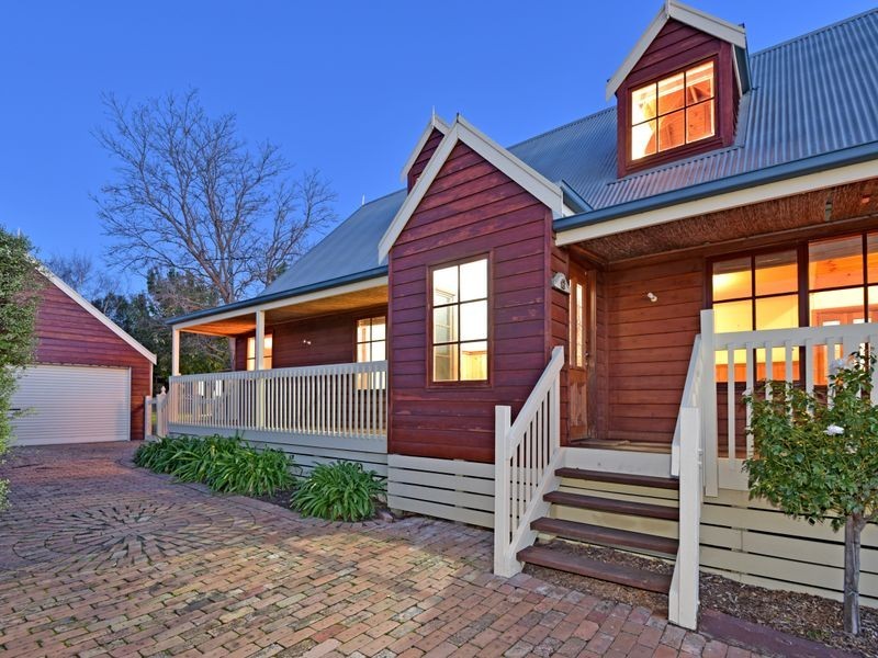 9 Willesden Drive, Waurn Ponds VIC 3216