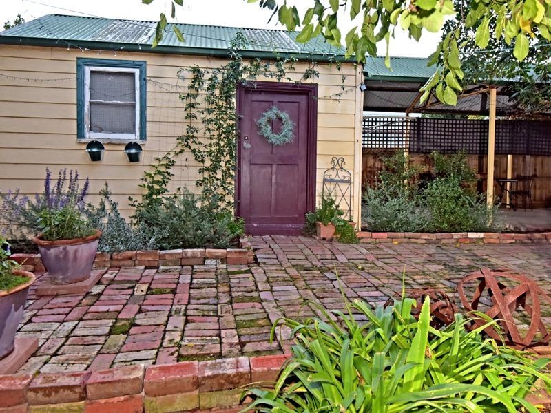 31a Mervyn Street, Newtown VIC 3220
