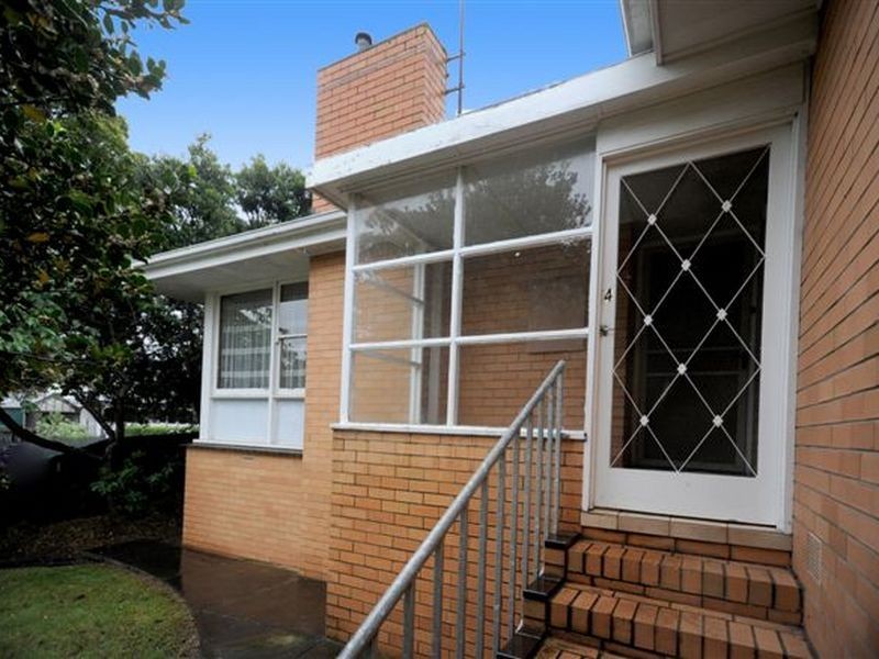 4 Evwick Crescent, Highton VIC 3216