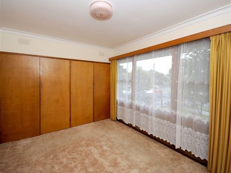 4 Evwick Crescent, Highton VIC 3216