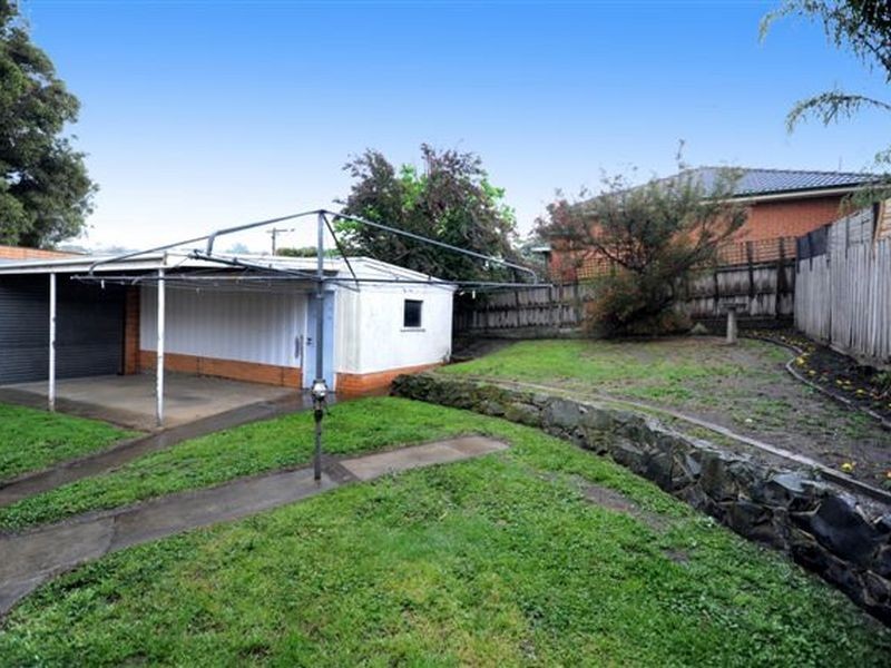 4 Evwick Crescent, Highton VIC 3216