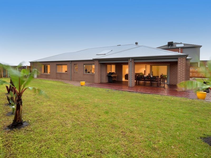 102 Sovereign Drive, Mount Duneed VIC 3216