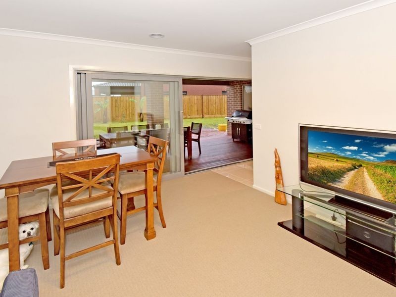 102 Sovereign Drive, Mount Duneed VIC 3216