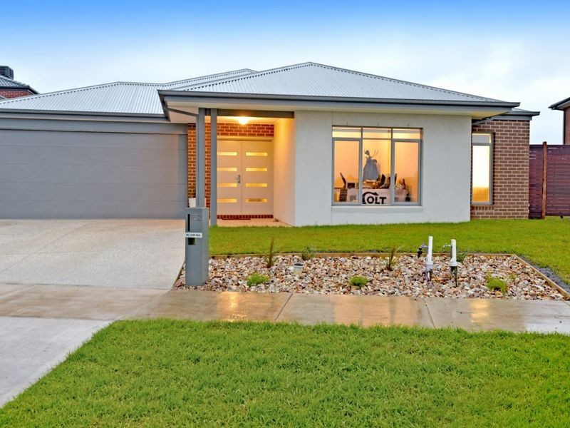 102 Sovereign Drive, Mount Duneed VIC 3216