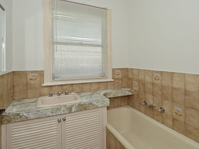 39 South Street, Belmont VIC 3216