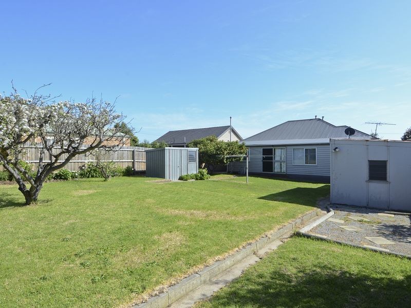 39 South Street, Belmont VIC 3216