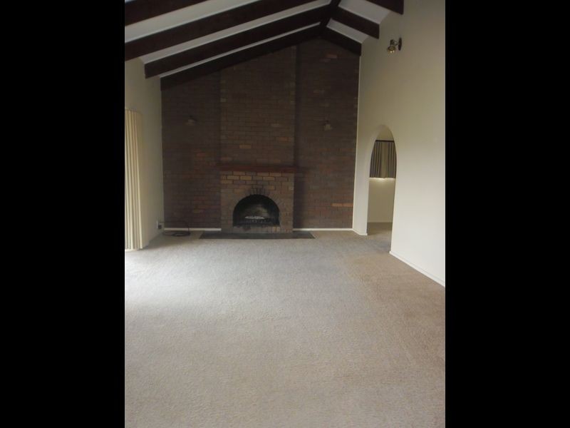 29 Linton Lane, Highton VIC 3216