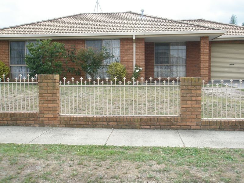 1/7 Homewood Lane, Highton VIC 3216