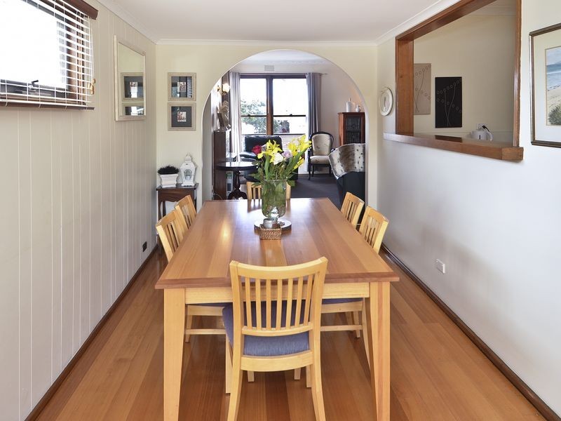 42 Cuthbert Avenue, Highton VIC 3216