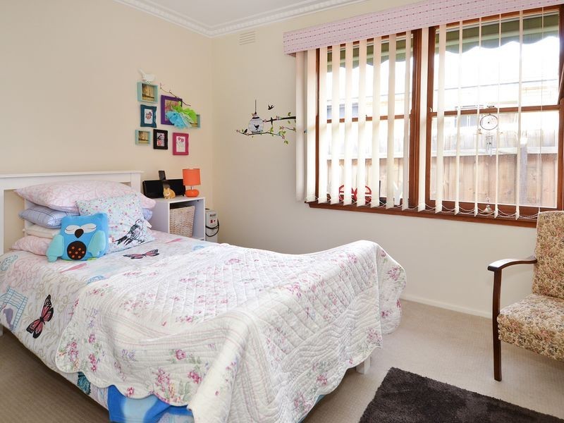 42 Cuthbert Avenue, Highton VIC 3216