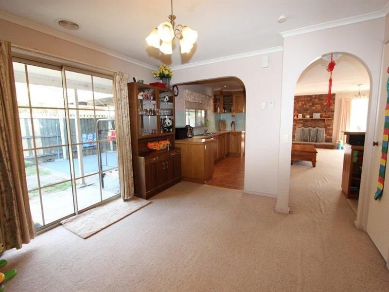 2 Glastonbury Drive, Highton VIC 3216