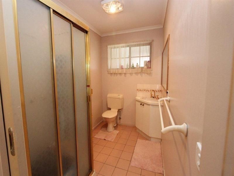 2 Glastonbury Drive, Highton VIC 3216
