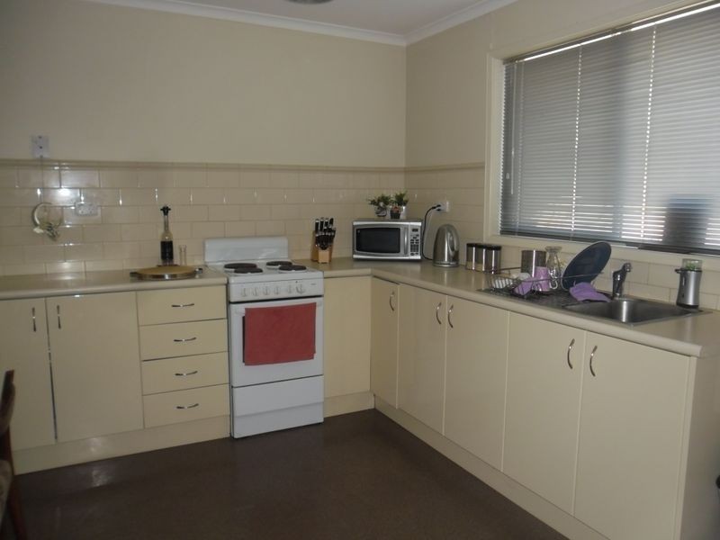 1/19 Polwarth Crescent, Belmont VIC 3216