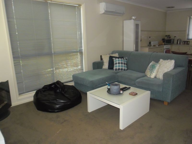 1/19 Polwarth Crescent, Belmont VIC 3216