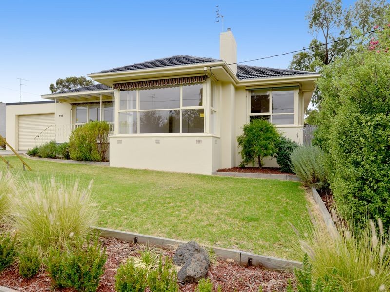 1/14 Elcho Street, Newtown VIC 3220