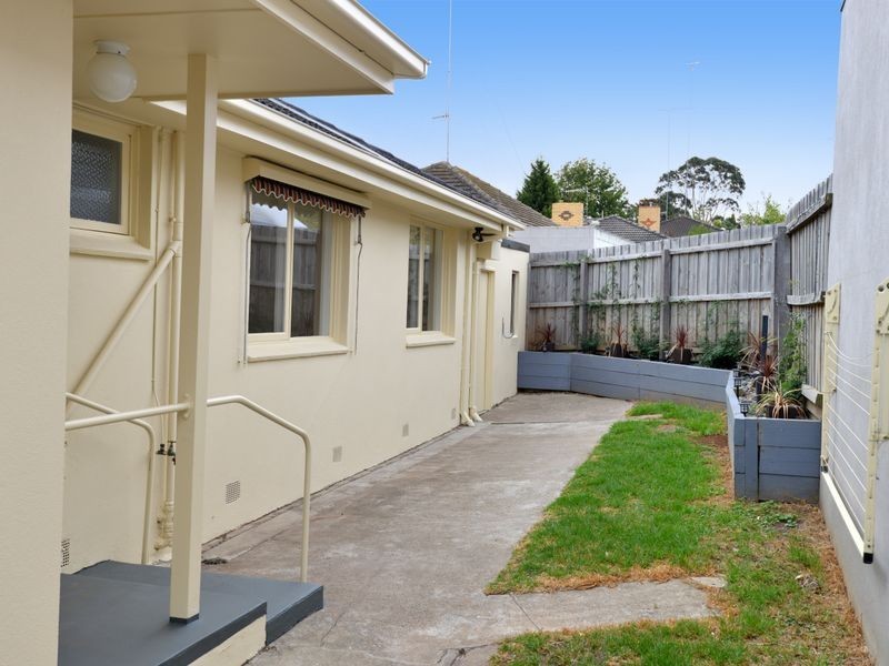 1/14 Elcho Street, Newtown VIC 3220