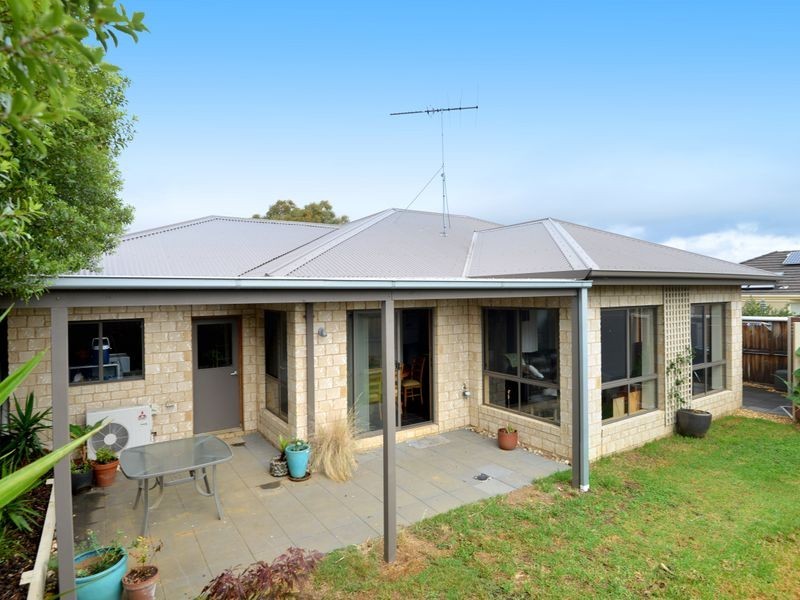 1/49 Tareeda Way, Ocean Grove VIC 3226