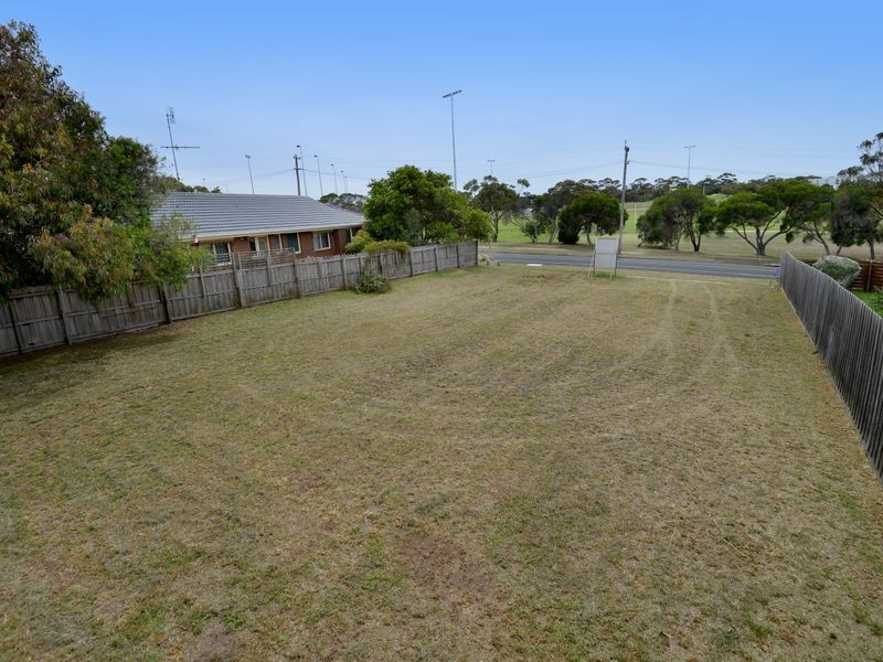 18 Marlin Drive, Ocean Grove VIC 3226