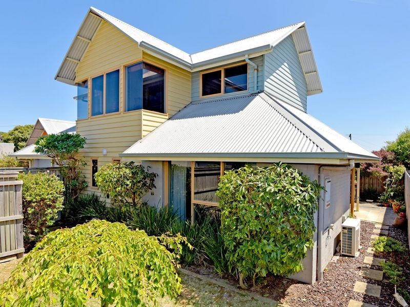 2/93 The Parade, Ocean Grove VIC 3226