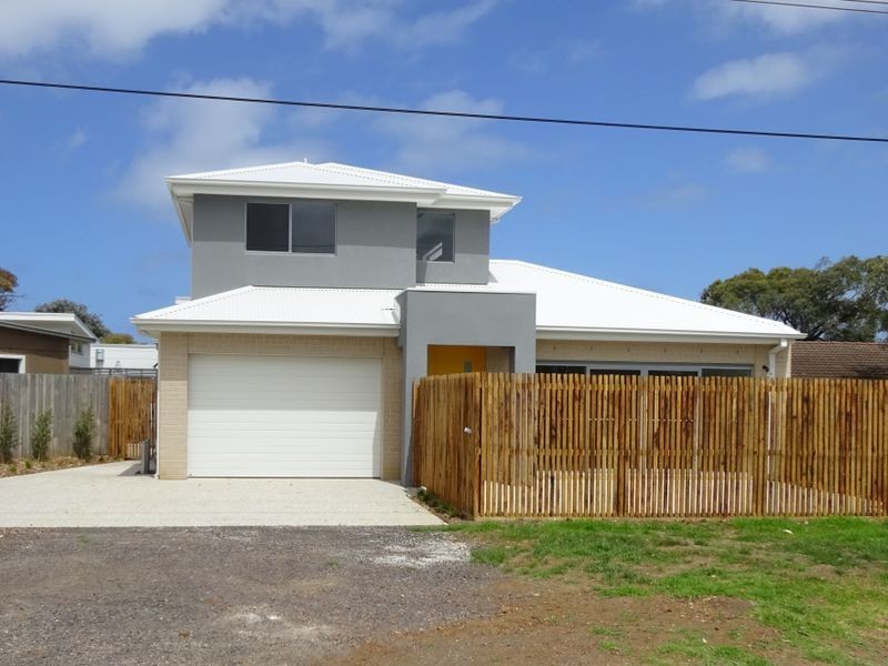 44 Wyatt Street, Ocean Grove VIC 3226
