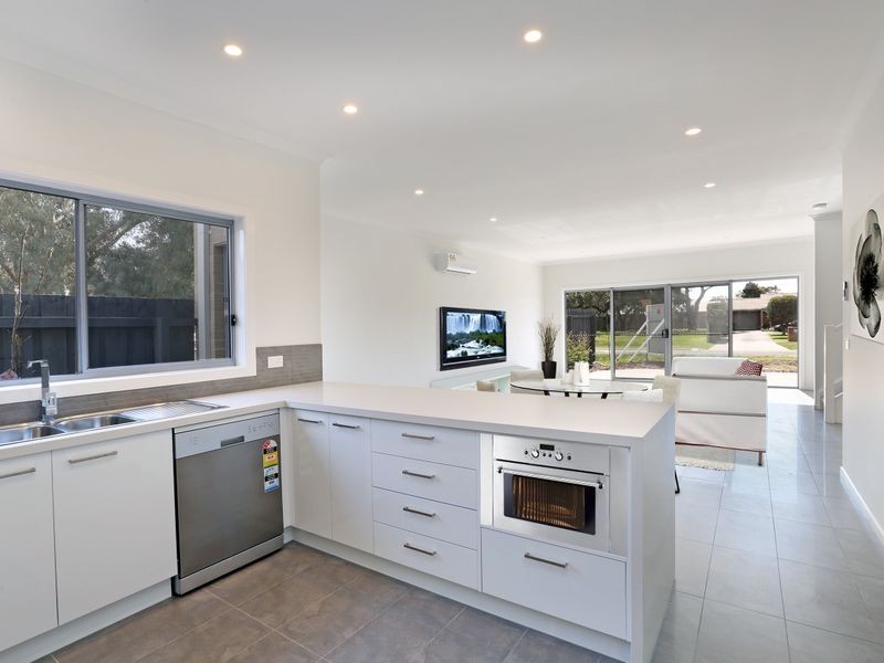 44 Wyatt Street, Ocean Grove VIC 3226