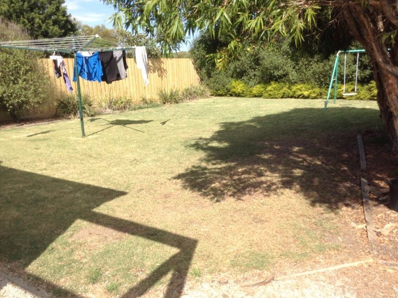 24 Pembroke Road, Ocean Grove VIC 3226