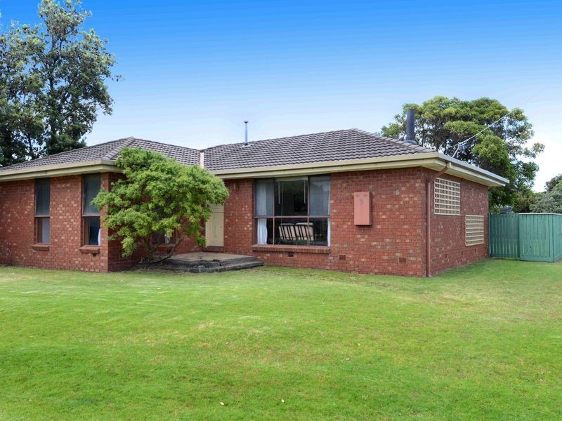 5 Minerva Close, Ocean Grove VIC 3226
