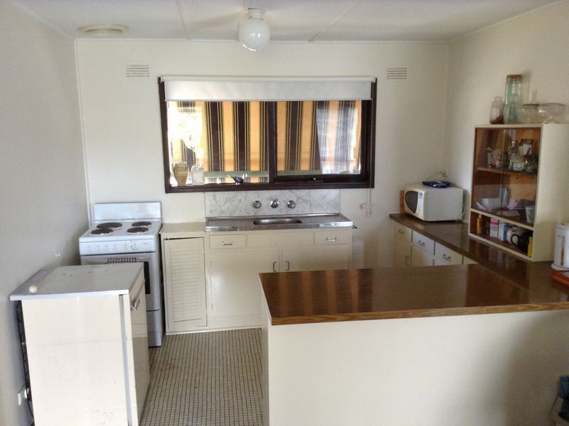 1/2 Sunset Strip, Ocean Grove VIC 3226