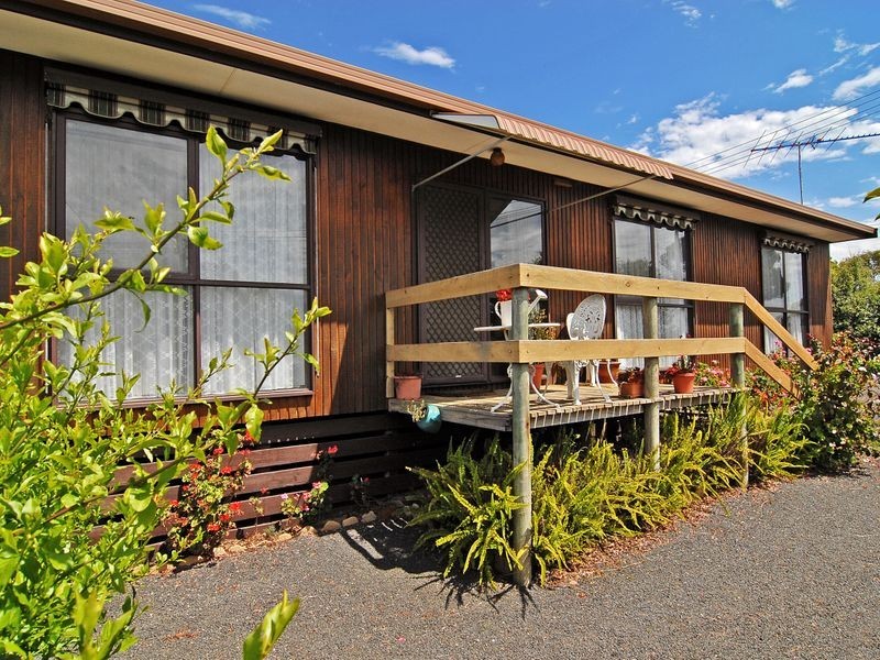 1/2 Sunset Strip, Ocean Grove VIC 3226