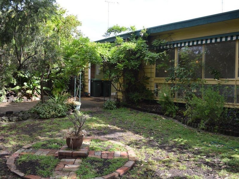 48 Lake Avenue, Ocean Grove VIC 3226