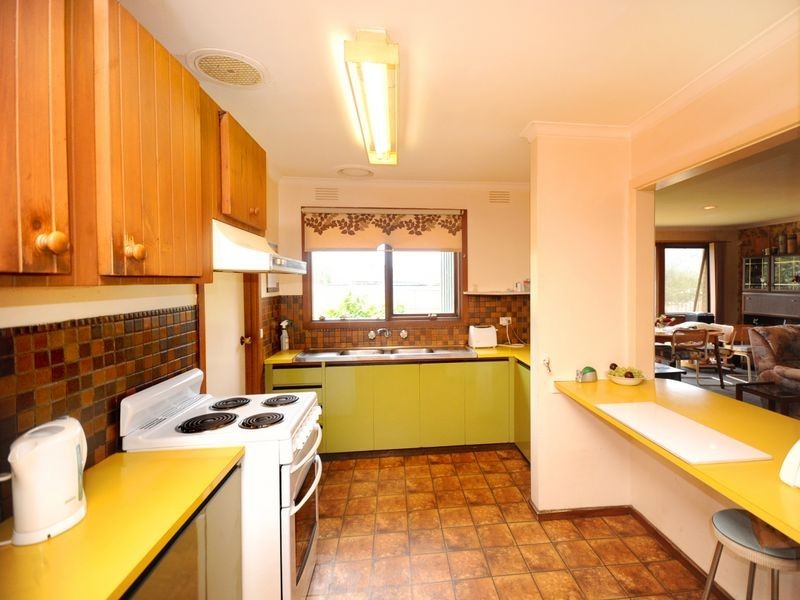 202 Shell Road, Ocean Grove VIC 3226