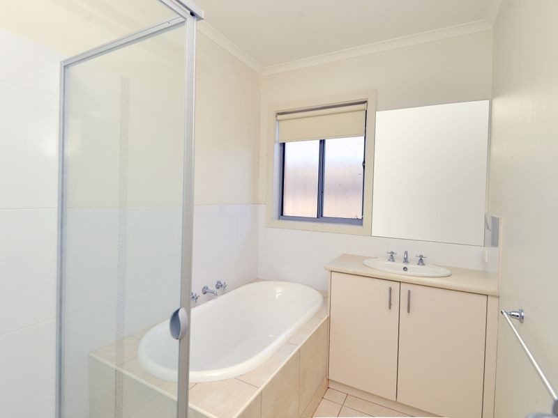 11 Roebourne Street, Ocean Grove VIC 3226