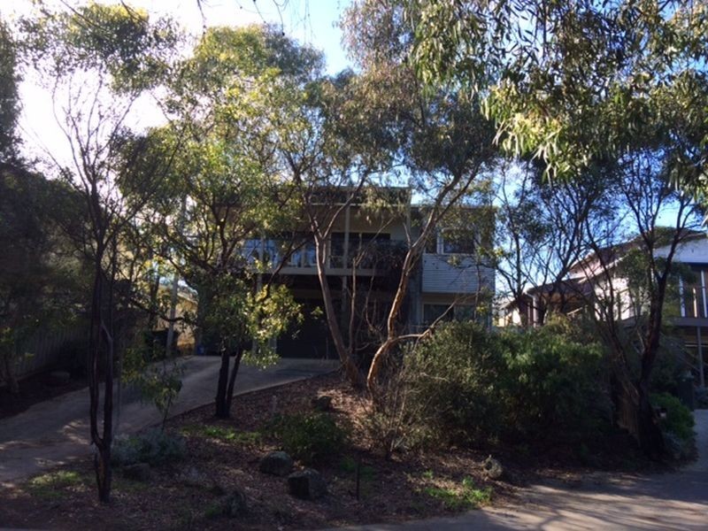 13 Petras Place, Ocean Grove VIC 3226