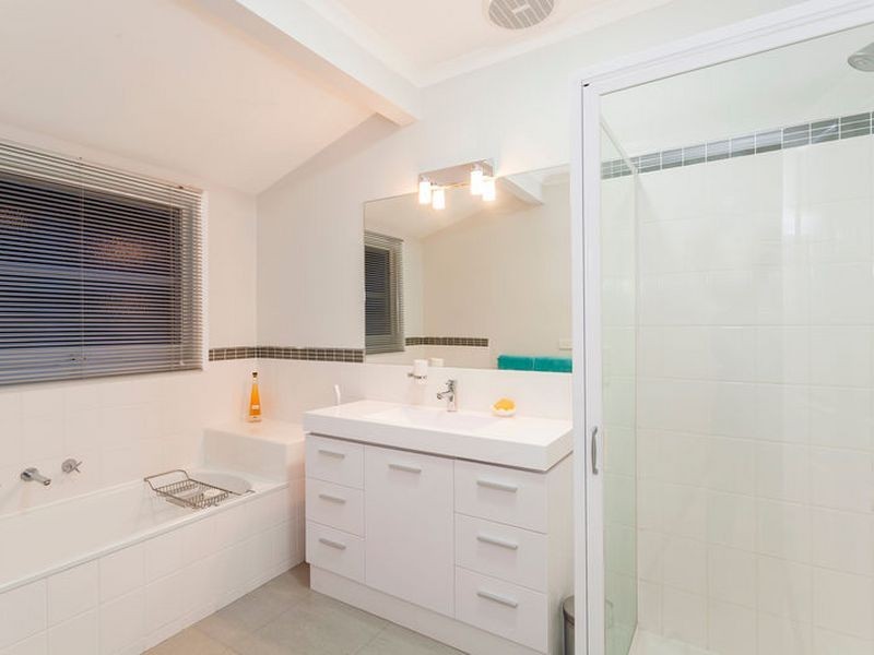 34 Wallington Road, Ocean Grove VIC 3226