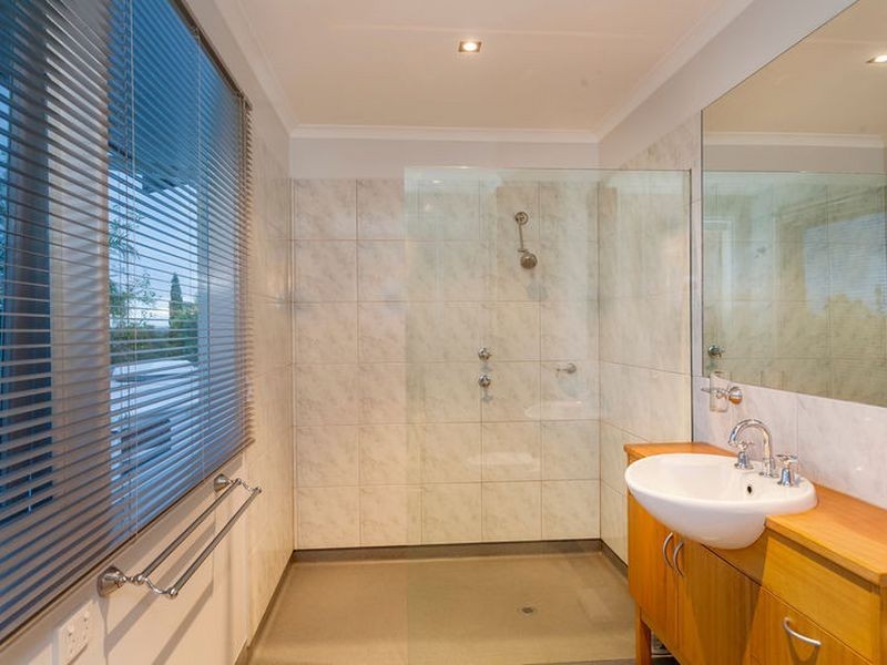 34 Wallington Road, Ocean Grove VIC 3226